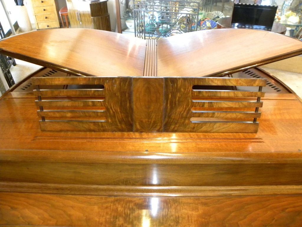 Mid-20th Century Streamline Art Deco Butterfly Wurlitzer Baby Grand Piano