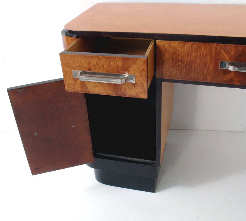 Mid-20th Century Art Deco Desk attributed to Donald Deskey circa 1930's