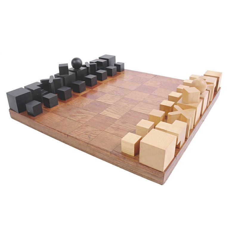 Modernist Bauhaus Chess Set designed by Josef Hartwig