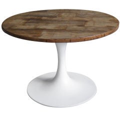 Side Table with Original Saarinen Table Base
