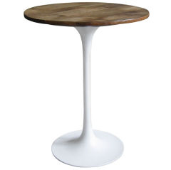 Side Table with Original Saarinen Table Base