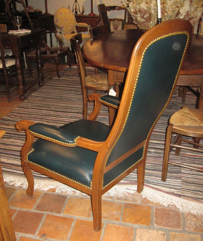 Pair of Voltaire Armchairs In Good Condition In New York, NY