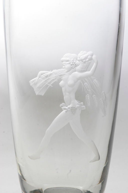 Vase aus geätztem Glas im Art déco-Stil (Europäisch) im Angebot