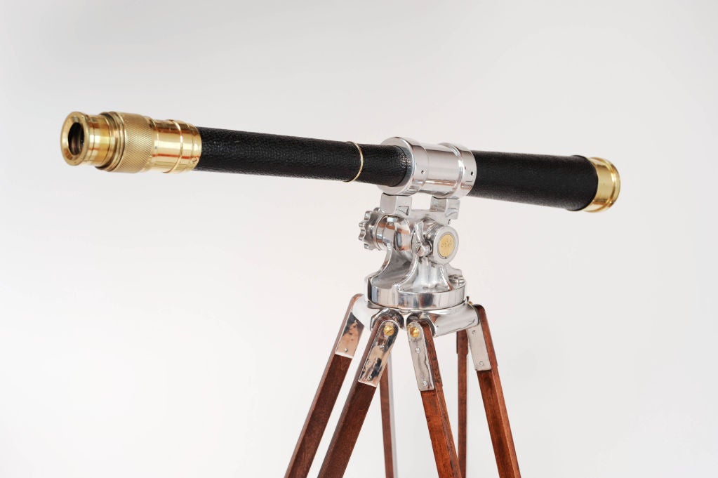 1940's US Naval Spotting Scope 24x In Excellent Condition In Oakland, CA