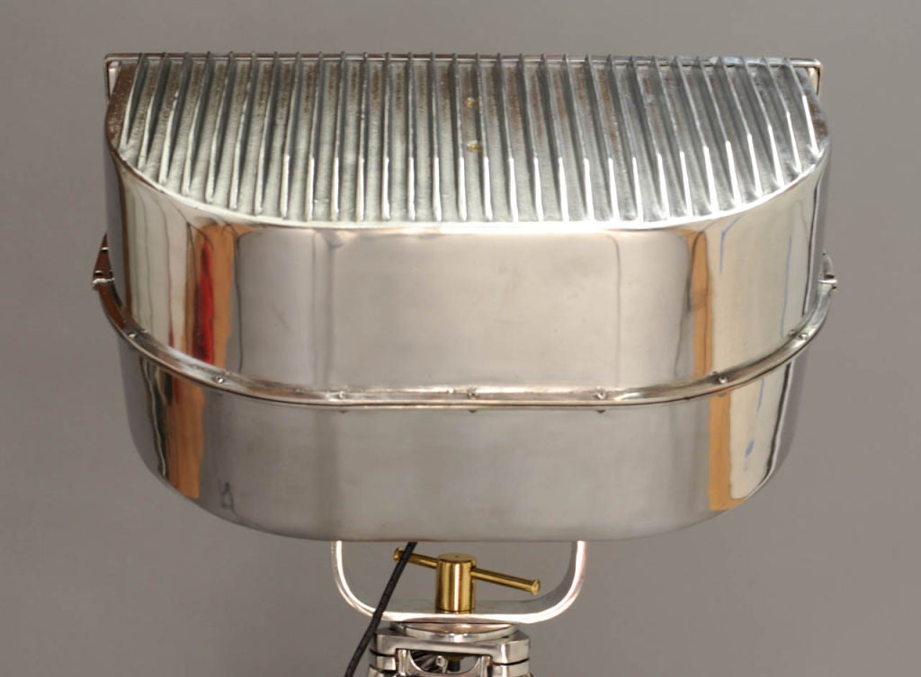 Mid-20th Century Curved Mirror Construction Light on a Distinguished Tripod