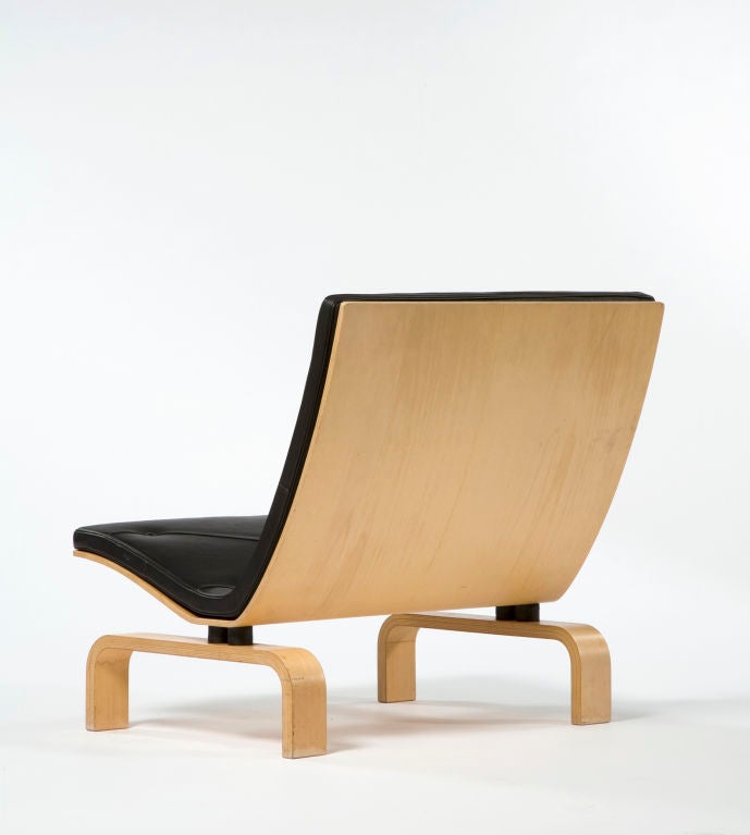 Late 20th Century Pair of PK 27 lounge chairs by Poul Kjaerholm