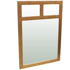 Elegant Italian giltwood wall mirror
