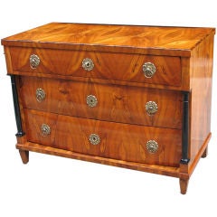 Exemplary Austrian Biedermeier Chest of Drawers