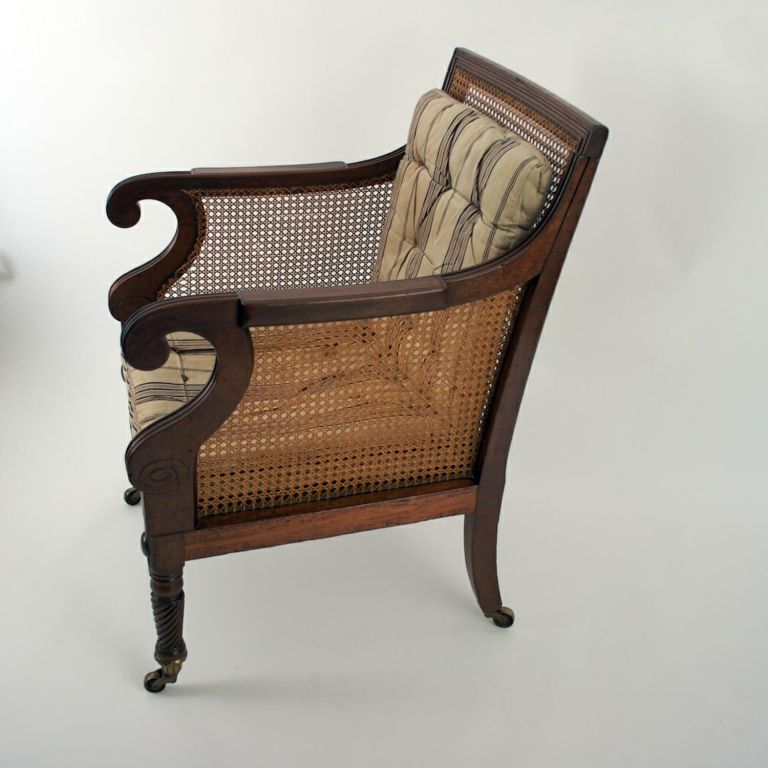 19th Century Regency mahogany library armchair For Sale