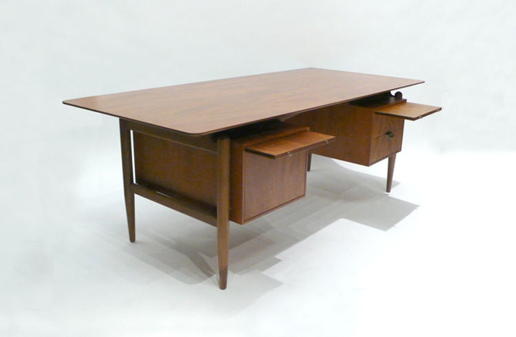 Desk by Finn Juhl for Baker 3