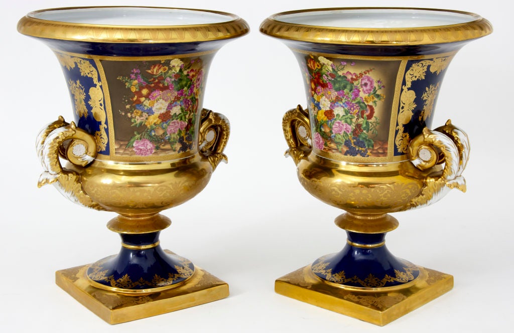 A fine pair of Russian style Campana unrs
