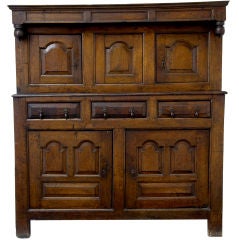 OAK CUPBOARD KNOWN AS CWPWRDD DIADARN.FROM NORTH WALES OAK CUPBOARD KNOWN AS CWPWRDD DIADARN.FROM NORTH WALES