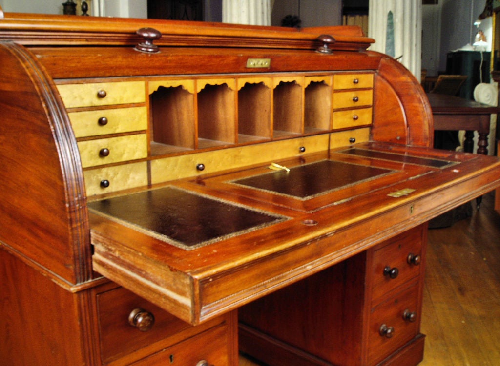 English 19th Century Cylinder Roll Top Desk