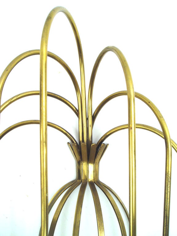 American Classic and Elegant Brass Wall Sconce