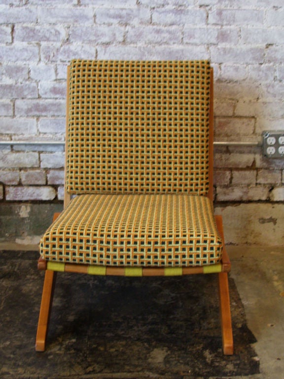 Maple framed, chromed trim Knoll Scissor chair.