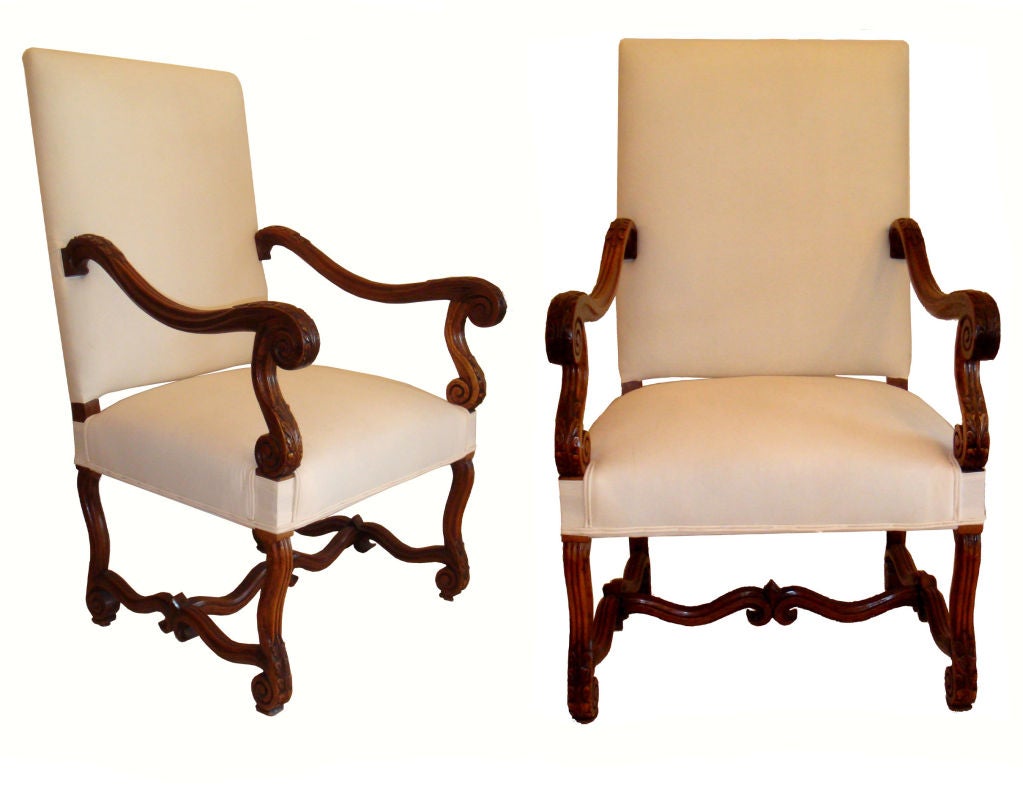 Pair of Louis XIV Style Bergere Chairs Carved Walnut Wood Armchairs France For Sale 2