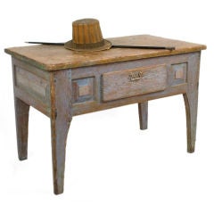 Gustavian Hat Table