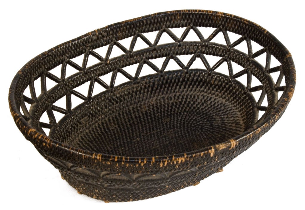 Black woven Gustavian Basket.