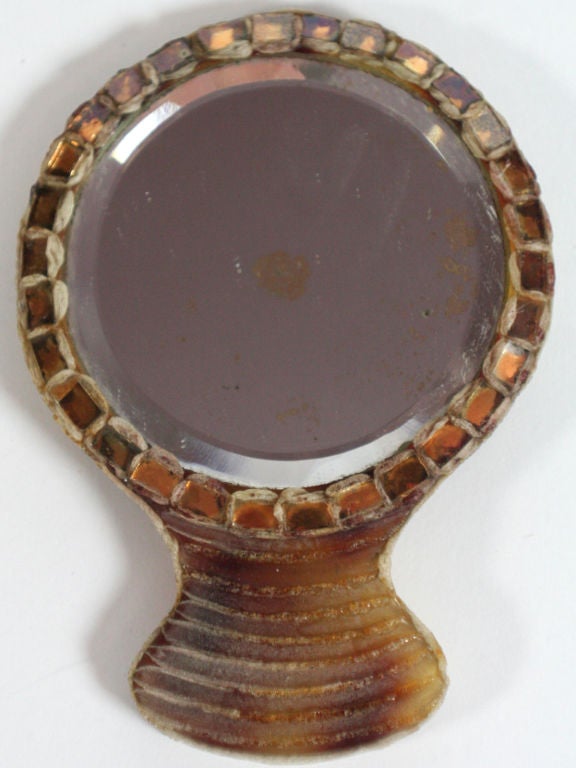 Mirror, brush and comb in resin with 