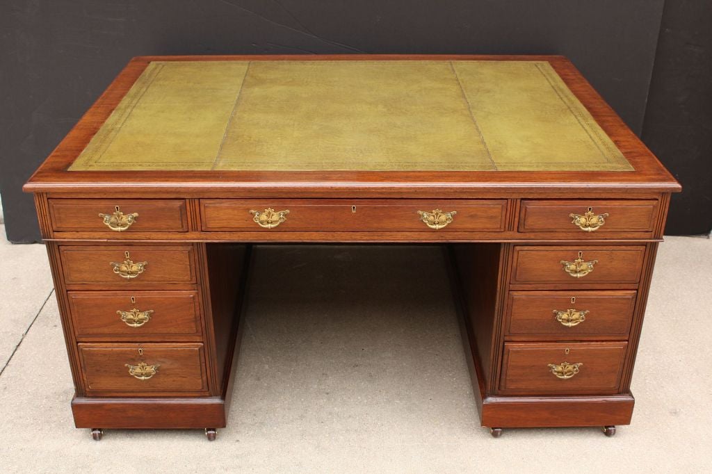 English Partner's Pedestal Desk of Mahogany