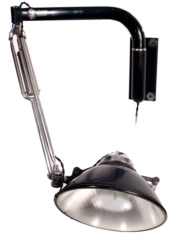 Articulated Swing Arm Medical Exam Light 1