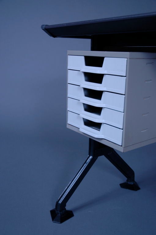 Metal Perfect Small Laptop Desk by Studio BBPR for Olivetti