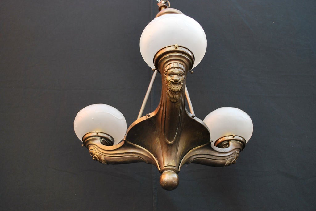 Antique French 1930 Chandelier In Good Condition For Sale In Los Angeles, CA
