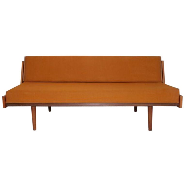 1950 ' s HANS WEGNER  SOFA/ DAY BED FOR GETAMA