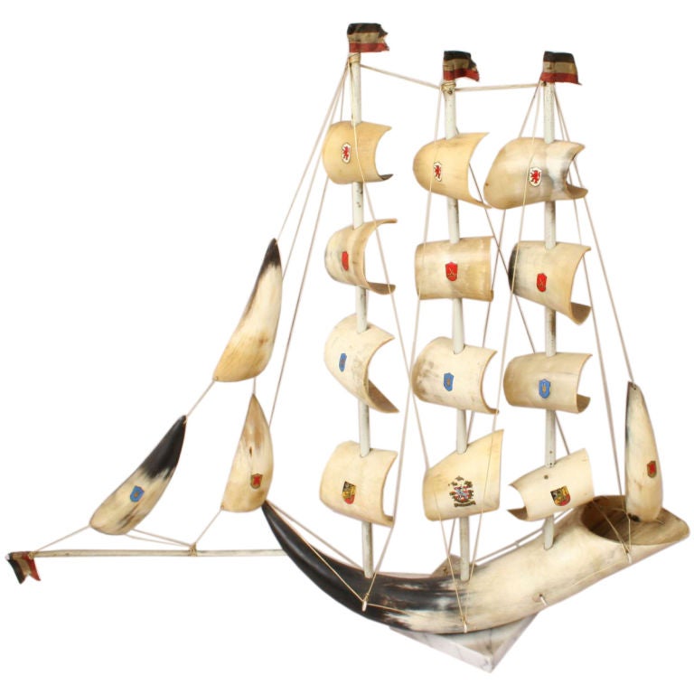 UNUSUAL Vintage Dutch Model Sailing Ship Boat Horn Bone