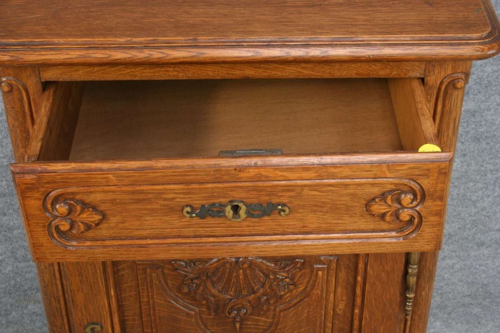 Vintage French Country Louis XV Nightstand Bed Table 3