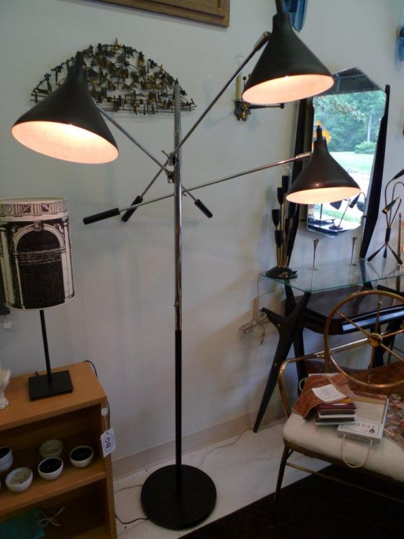 Mid-20th Century Mid-Century 3-Arm Articulating Triennale Style Floor Lamp