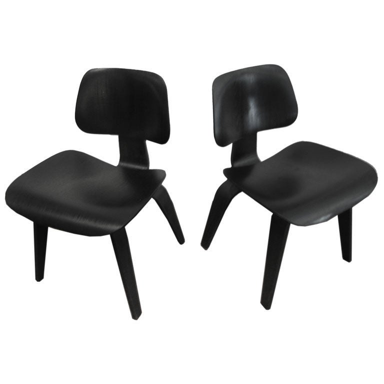 Set of 6 Early EAMES DCW Chairs in Black Aniline Dye