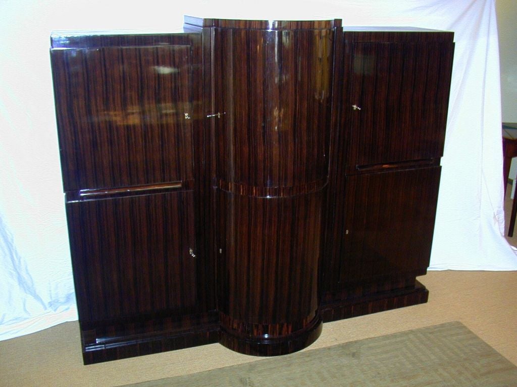 Art Deco Bar
