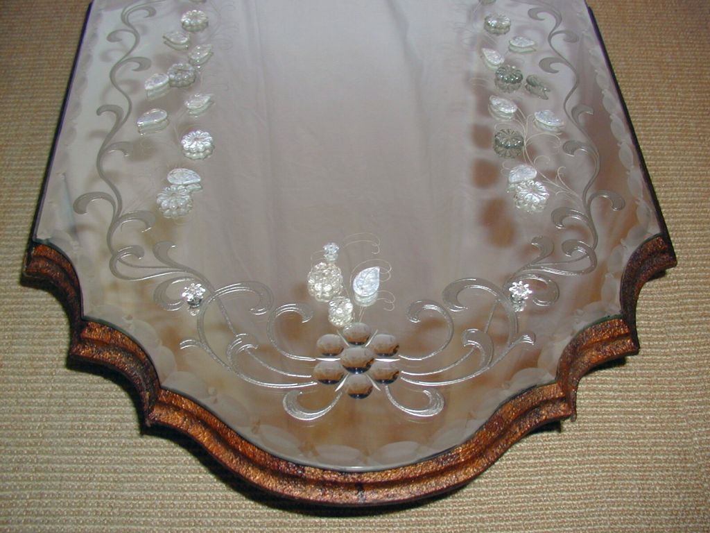 Mirror by Bagues In Good Condition For Sale In Charleston, SC