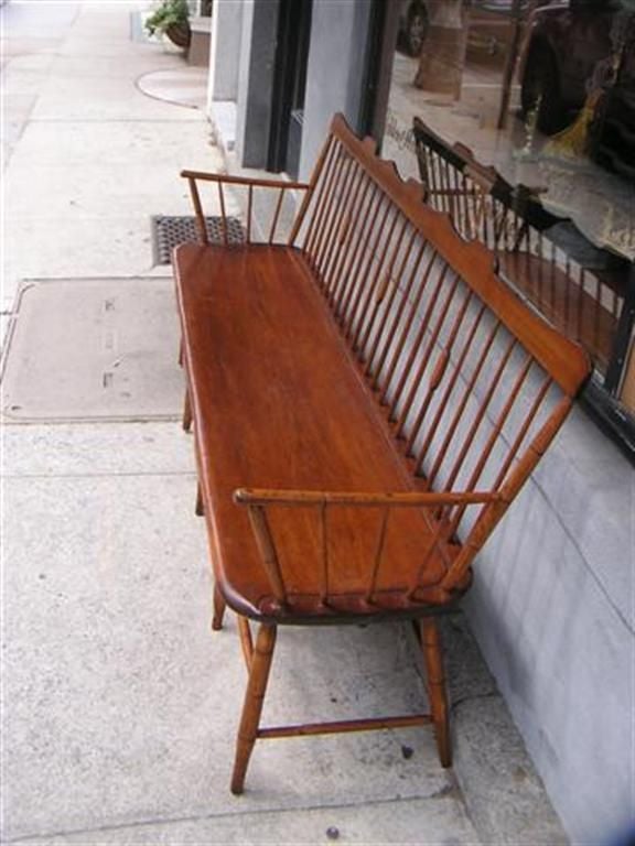 American Windsor  Bench In Excellent Condition In Hollywood, SC
