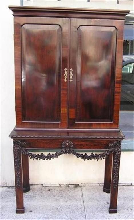 English Chippendale Mahogany Carved Floral Desk With Bookcase.  Circa 1770 In Excellent Condition For Sale In Hollywood, SC