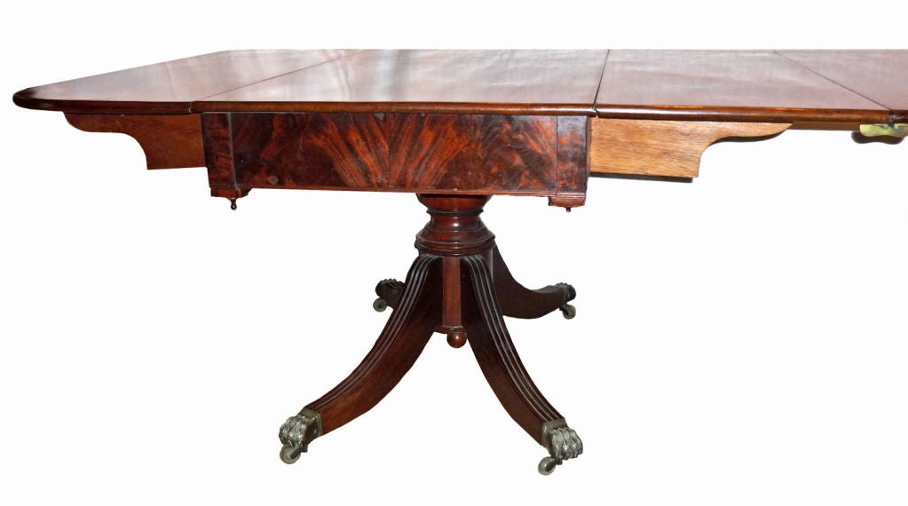 American Classical Mahogany Dining Table ca. 1820 Baltimore
