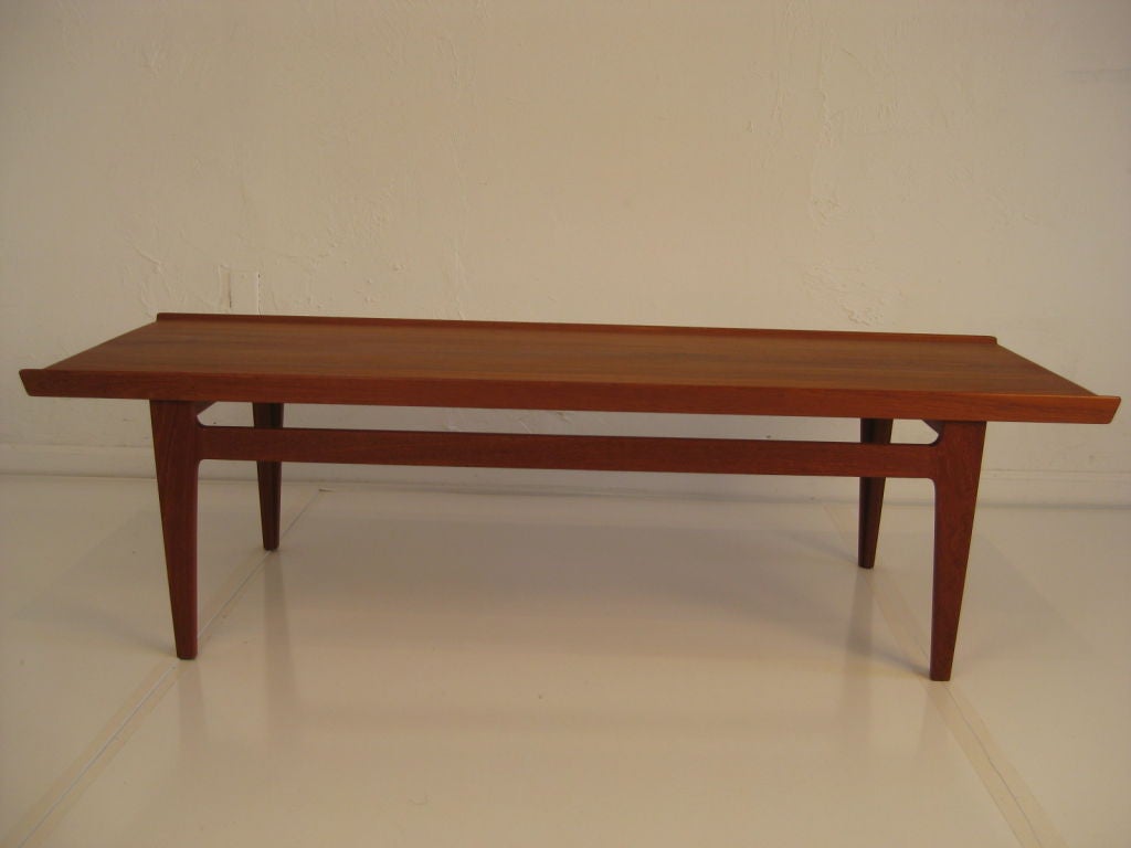 Series 500 Long Coffee Table by Finn Juhl In Excellent Condition In San Diego, CA