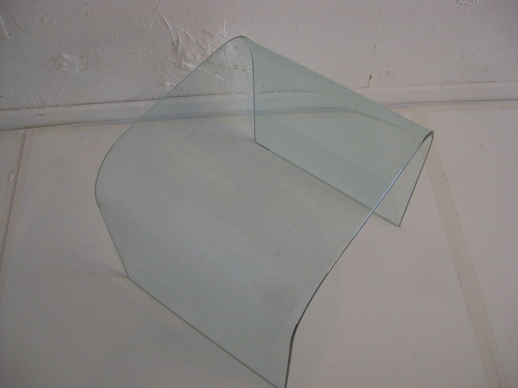 Italian Bent Glass Side or Lamp Table by Fiam