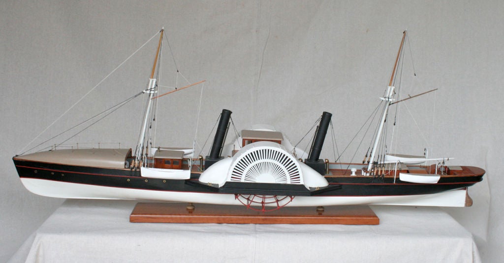 Steamship Model In Excellent Condition In Kilmarnock, VA