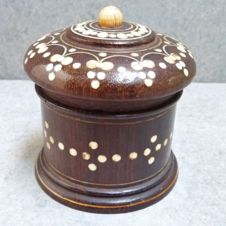 Small Round Rosewood Box with Ivory Inlay