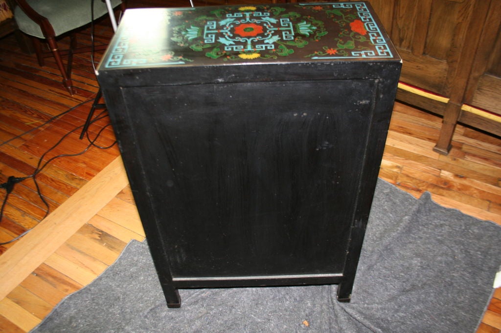 Fujian Cabinet In Excellent Condition In Asheville, NC