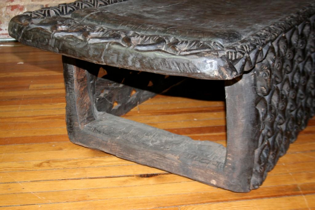 African Royal Cameroon Ceremonial Bed with Carved Buffalo Heads 2