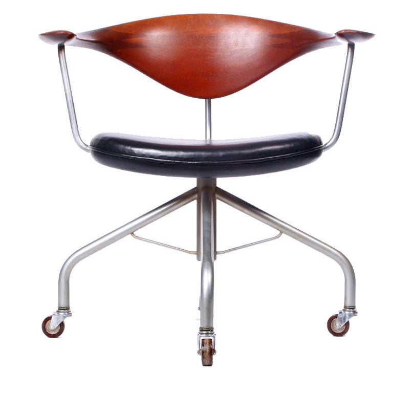 The Swivel Chair by Hans J. Wegner For Sale at 1stDibs