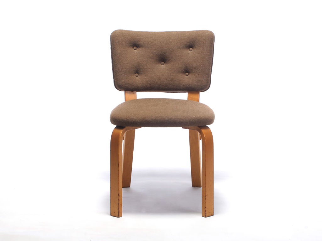 A set of 8 upholstered side chair with laminated birch legs designed by Alvar Aalto. 
16 chairs available.