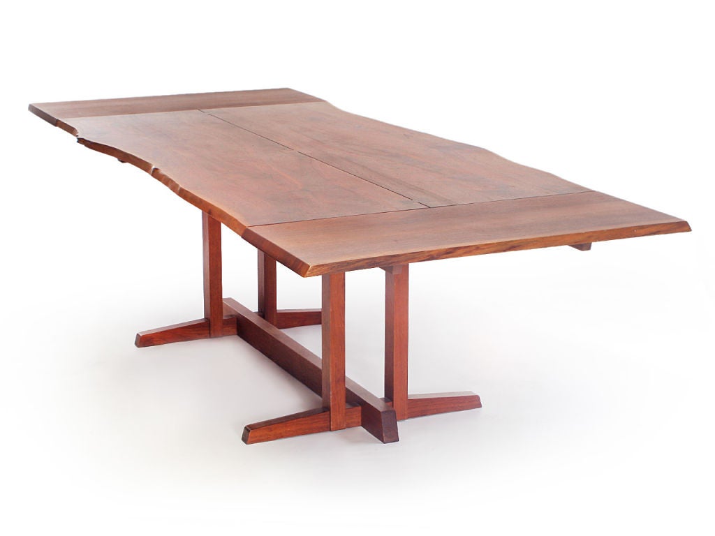 Dining Table with Leaves by George Nakashima In Excellent Condition In Sagaponack, NY