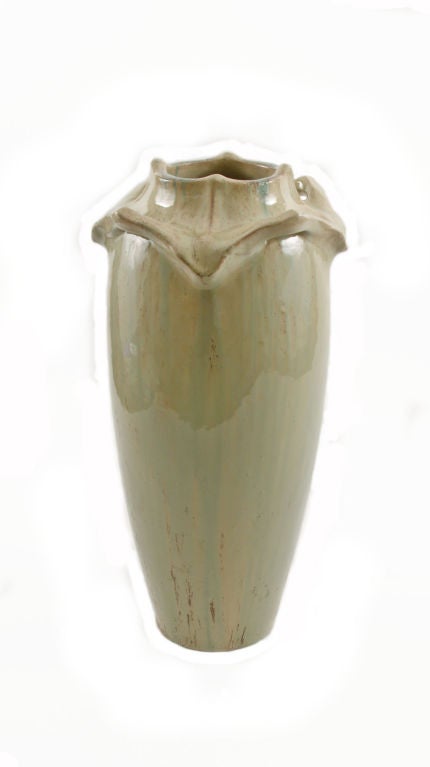 Français Vase monumental en céramique d'Emile Muller.