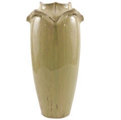 Vase monumental en céramique d'Emile Muller.