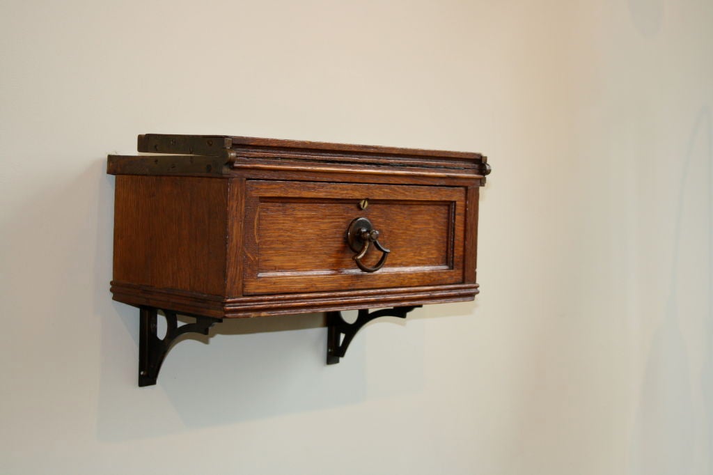 Oak Juror's Desks From Middlessex Guildhall Crown Court