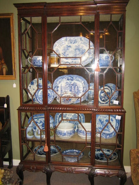 ENGLISH MAHOGANY CHIPPENDALE STYLE DOUBLE CHINA/DISPLAY CABINET WITH CARVED CABRIOLE LEGS, ORIGINAL GLASS AND KEYS